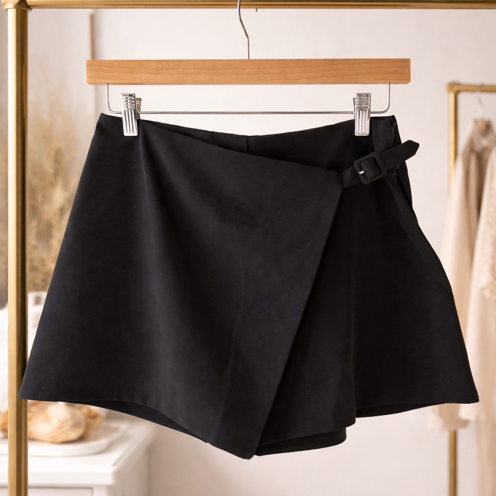 H&M Black Wrap Skort with Buckle